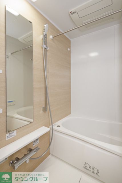 バス・シャワールーム　※写真は同タイプ住戸です。