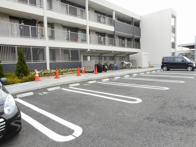 駐車場　駐車場があります