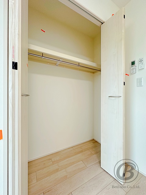 CHARME PARKSIDE IIの内装写真