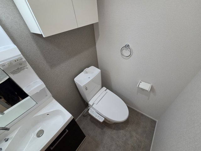 Tresor Nishi-Ikutaのトイレ写真