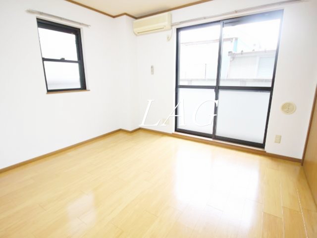 居室・リビング　洋室のお部屋です。