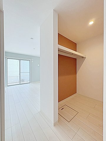 収納　ウォークインクロゼット
