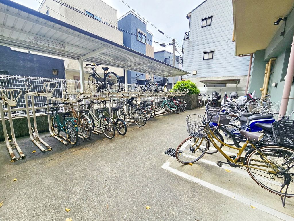 駐車場　共有部分