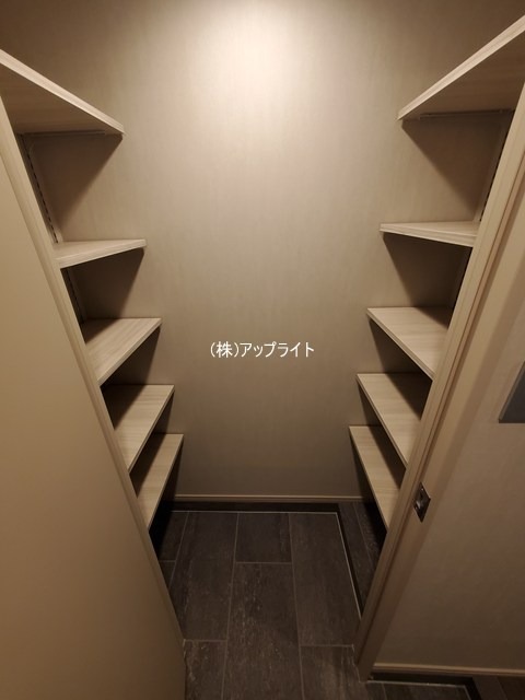 その他設備　玄関収納