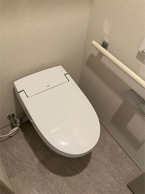 トイレ　ゆったりとした空間のトイレです