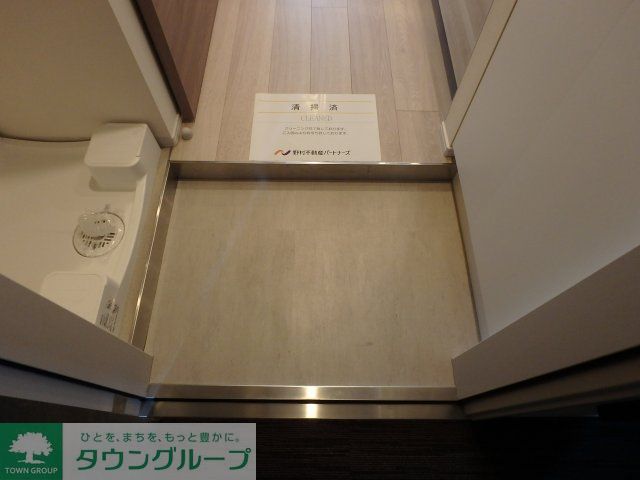 玄関　参考写真