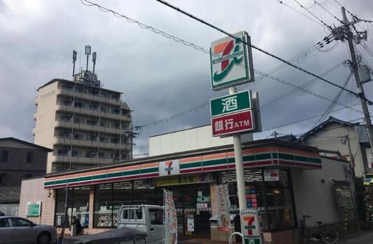 コンビニ　セブンイレブン 大阪加美東2丁目店（コンビニ）まで231m