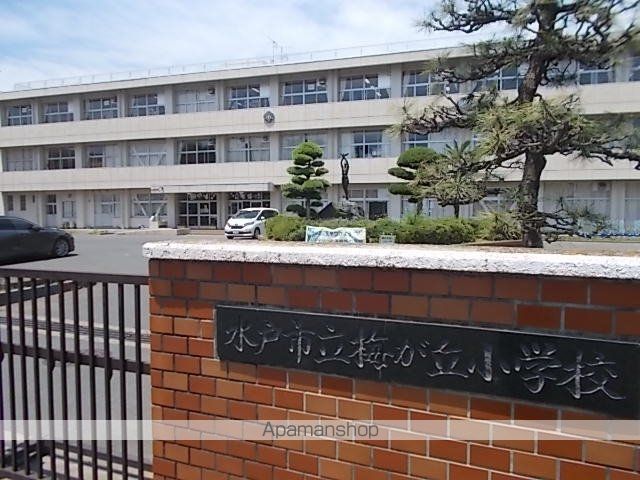 小学校　梅が丘小学校（小学校）まで650m