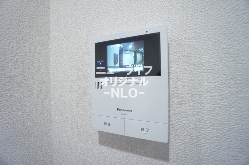 セキュリティ　室内から来訪者を確認できるTVモニターホン付で安心です☆