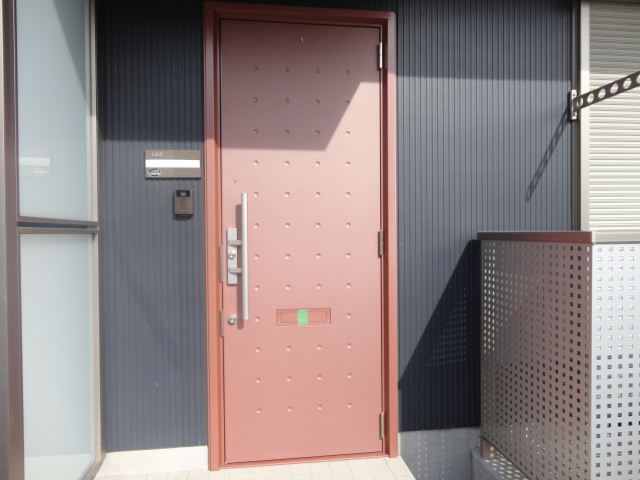 エントランス　玄関入口です。オシャレでしょ。