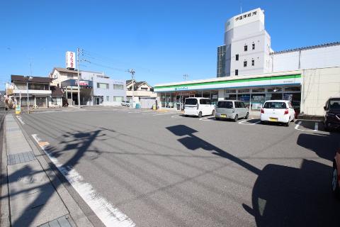その他　ファミリーマート福山松浜町店（その他）まで373m