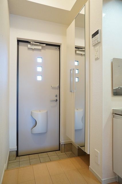 コズカ アロッジオの玄関写真