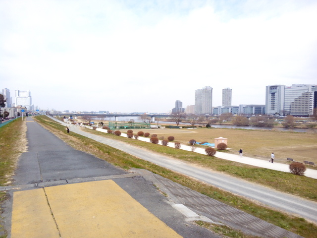 その他　多摩川ガス橋緑地少年野球場（その他）まで1492m