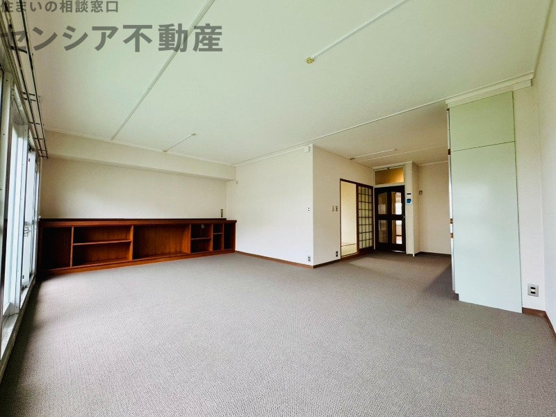 淀川パークハウスC棟の居間写真
