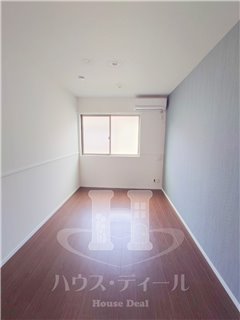 居室・リビング　リビングです　以下別号室参考写真です