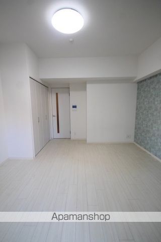 メインステージ心斎橋EASTの居間写真