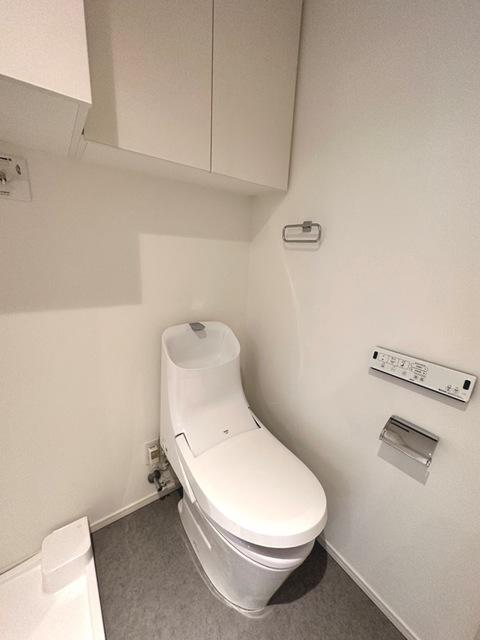 トイレ　※写真は同タイプ住戸です。