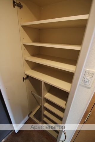 プレサンス心斎橋タイミックスの玄関写真