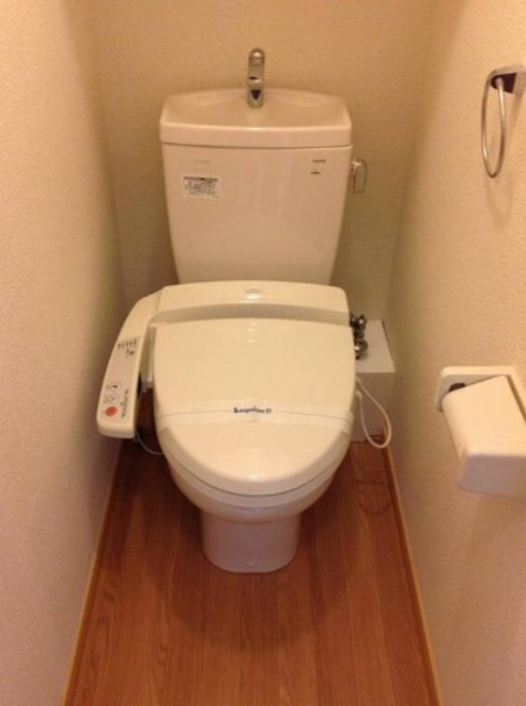 レオパレスレインボーステイツのトイレ写真