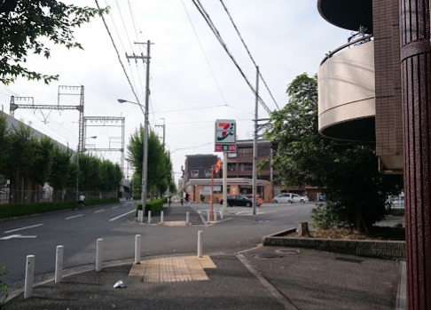 コンビニ　セブンイレブン 東大阪俊徳町3丁目店（コンビニ）まで220m