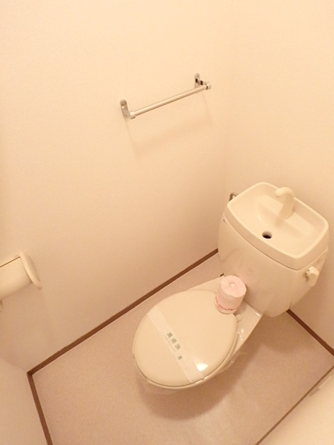 トイレ　図面と現状に相違がある場合には現状を優先