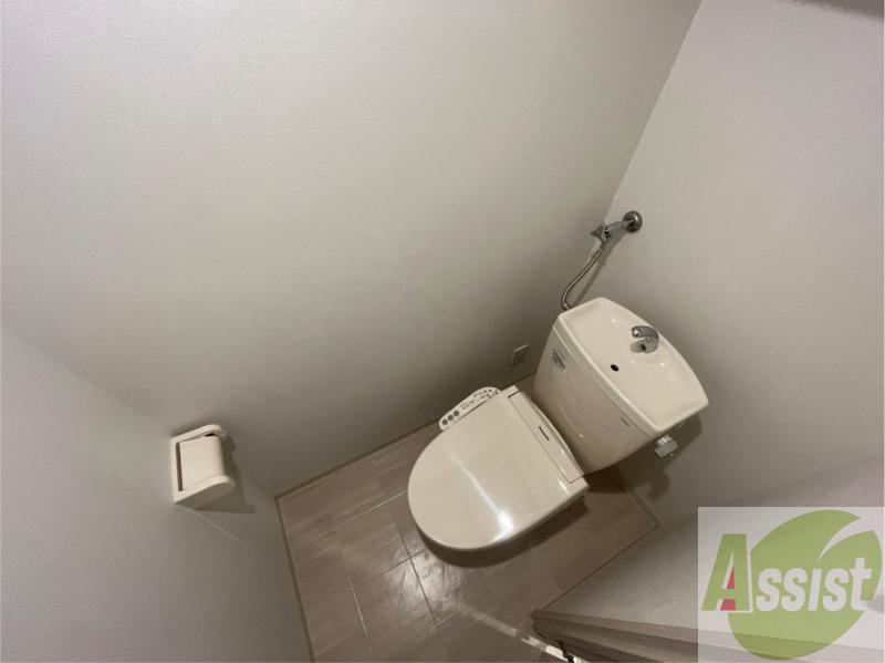 トイレ　トイレです。ウォシュレット付を探している方、おすすめです。