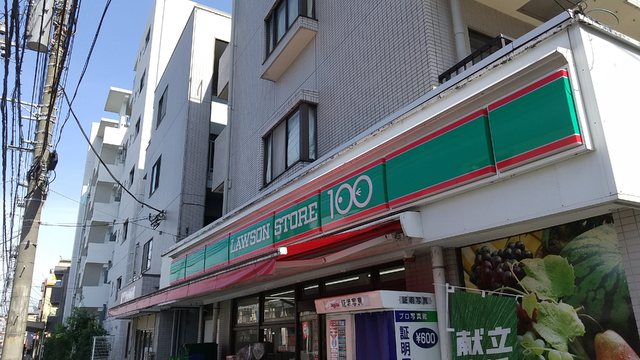 コンビニ　ローソンストア１００港北小机町店（コンビニ）まで600m