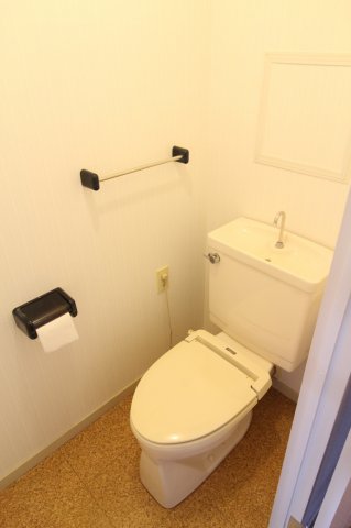 リアライズ垂水のトイレ写真