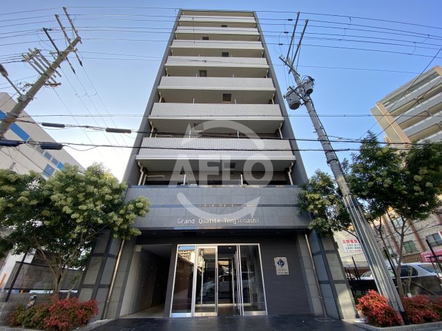 建物外観　グランカリテ天神橋　外観