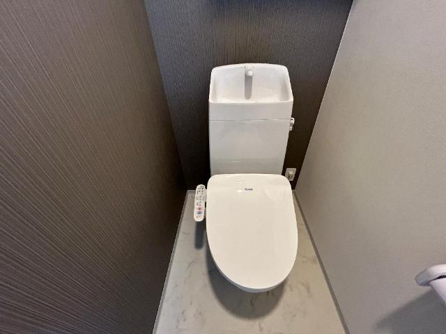 トイレ　シャワー付トイレ