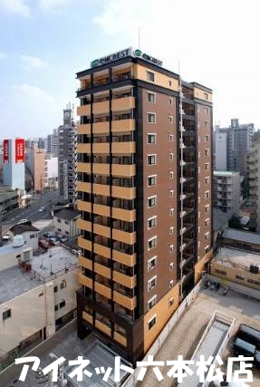 建物外観　重厚感ある分譲タイプです。