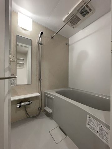 ドゥーエ銀座イーストIIIの風呂写真