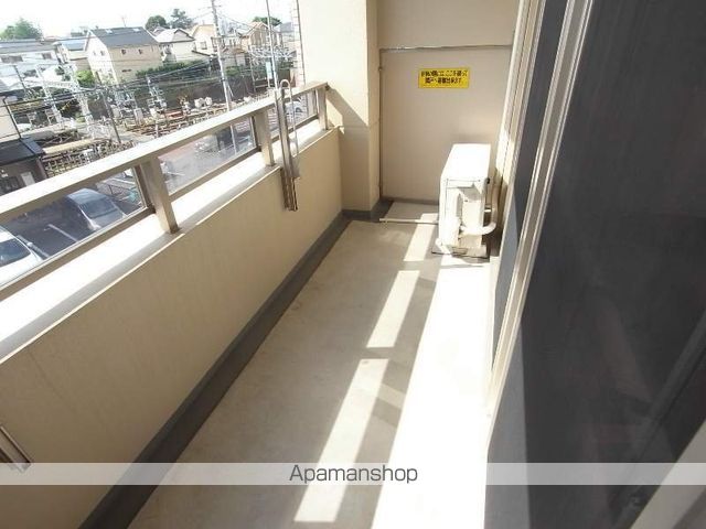 京成本線 東中山駅 徒歩1分 3階建 築13年の内装写真