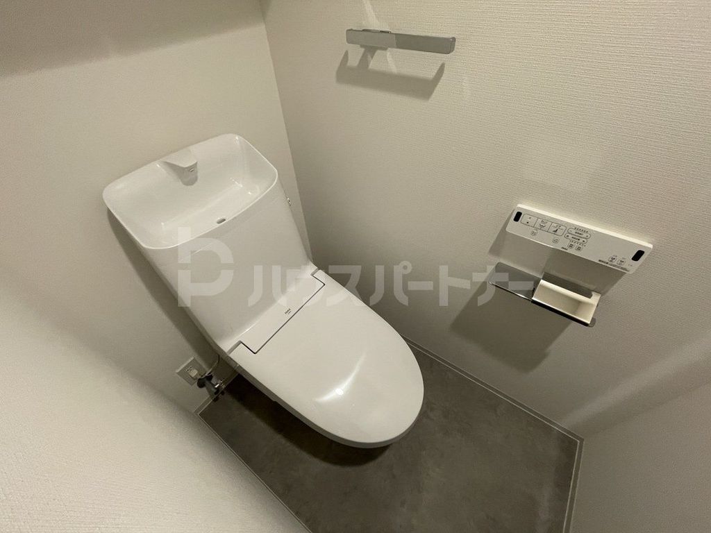 シーズンフラッツ滝野川のトイレ写真