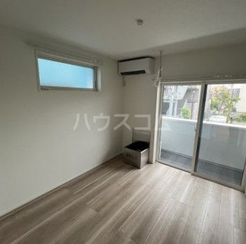 MELDIA梅島?の居間写真