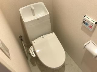 トイレ　シャワー付トイレ