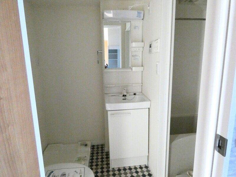 洗面設備　別部屋参考写真となります