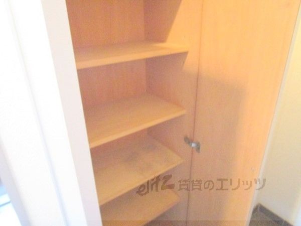 その他設備　下駄箱