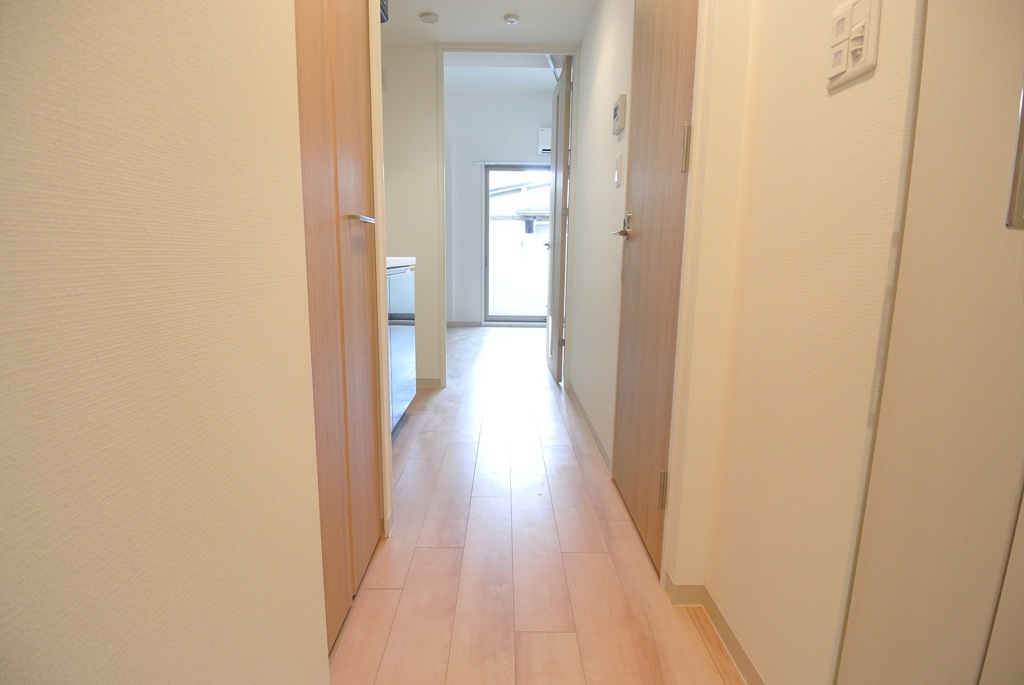 ＪＲ東西線 大阪天満宮駅 徒歩5分 14階建 築11年の玄関写真