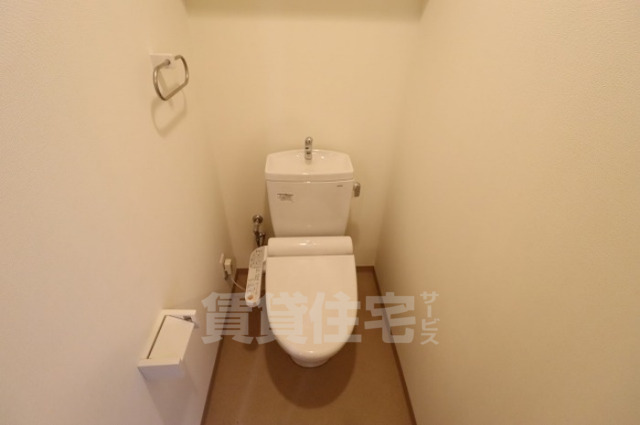 ＪＲ中央線 東小金井駅 徒歩4分 5階建 築14年のトイレ写真