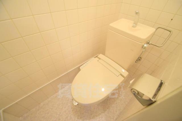 マンション小松のトイレ写真