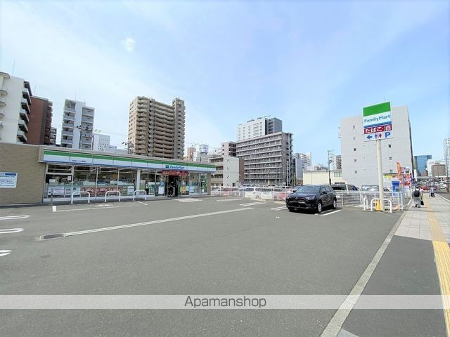 コンビニ　ファミリーマート仙台二十人町店（コンビニ）まで340m