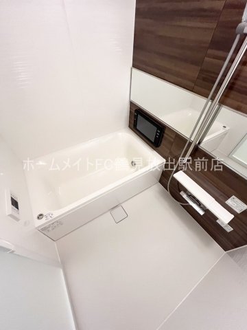 地下鉄中央線 長田駅 徒歩5分 9階建 築2年の風呂写真