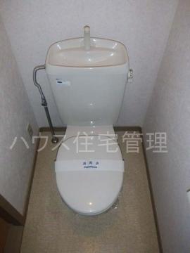 阪急京都線 富田駅 徒歩10分 2階建 築28年のトイレ写真