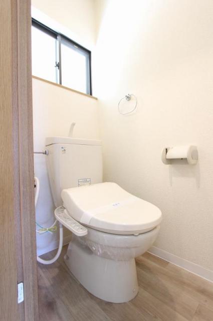 Sコート西宝町A棟のトイレ写真
