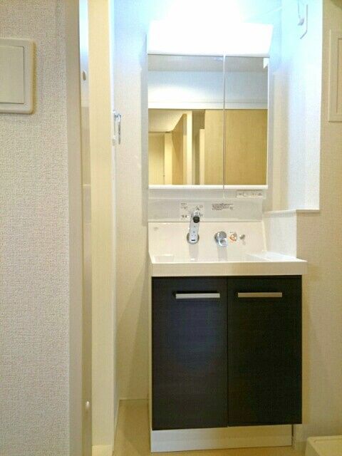 洗面設備　（別タイプ参考写真）ブロッサム　コート　北区十条仲原3