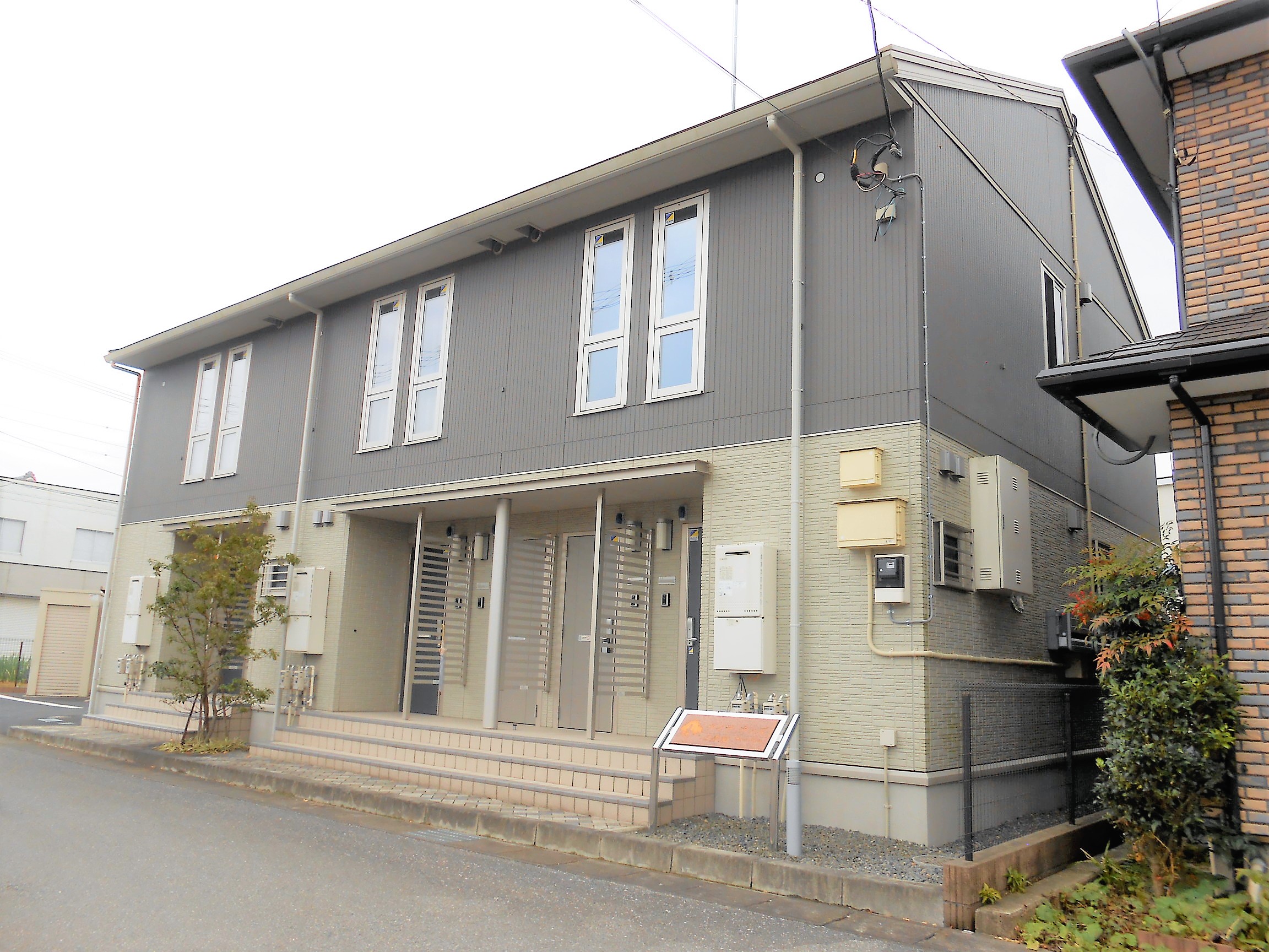 建物外観　人気なD-Roomです♪インターネット無料でお得です。
