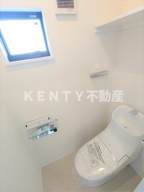 トイレ　清潔感のあるトイレです