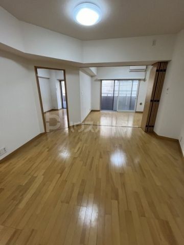 ＪＲ山手線 田端駅 徒歩11分 13階建 築24年の居間写真