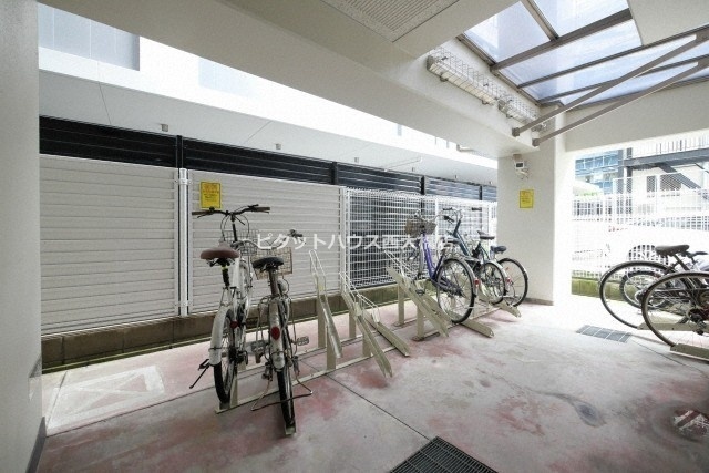 駐車場　駐輪場